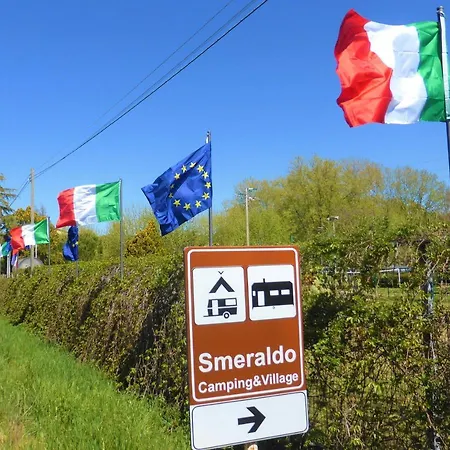 Campsite Camping Smeraldo Trevignano Romano